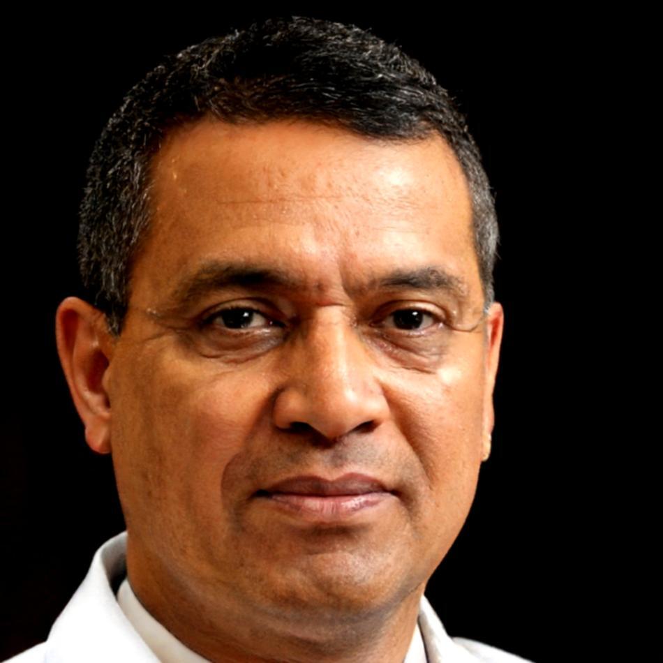 Marcus Thornfield, Personal Finance Coach